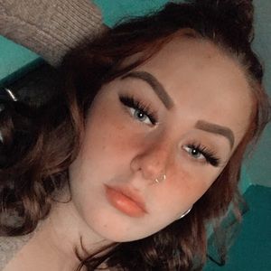 Meet your Posher, Maddie